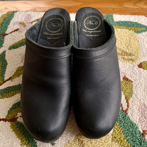 No. 6 Black leather clogs - Picture 2 of 11